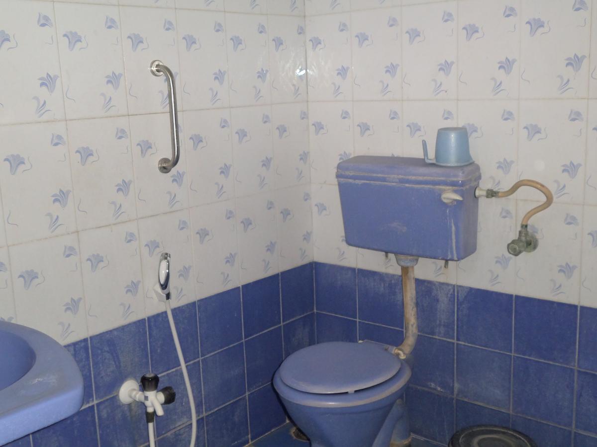 Hotel Ambessador Executive ソーラープル エクステリア 写真